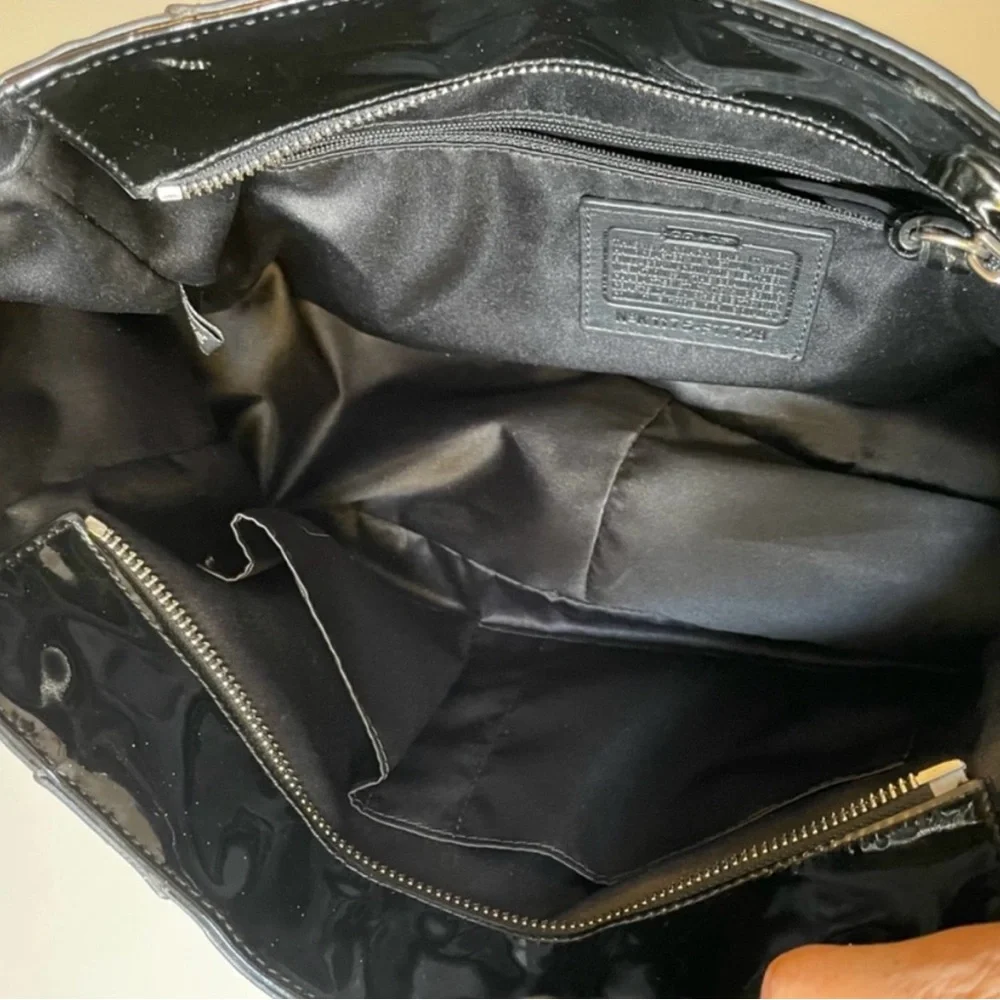 Coach Gallery Embossed Black Patent Leather Handbag/Tote  NWOT - Picture 10 of 11